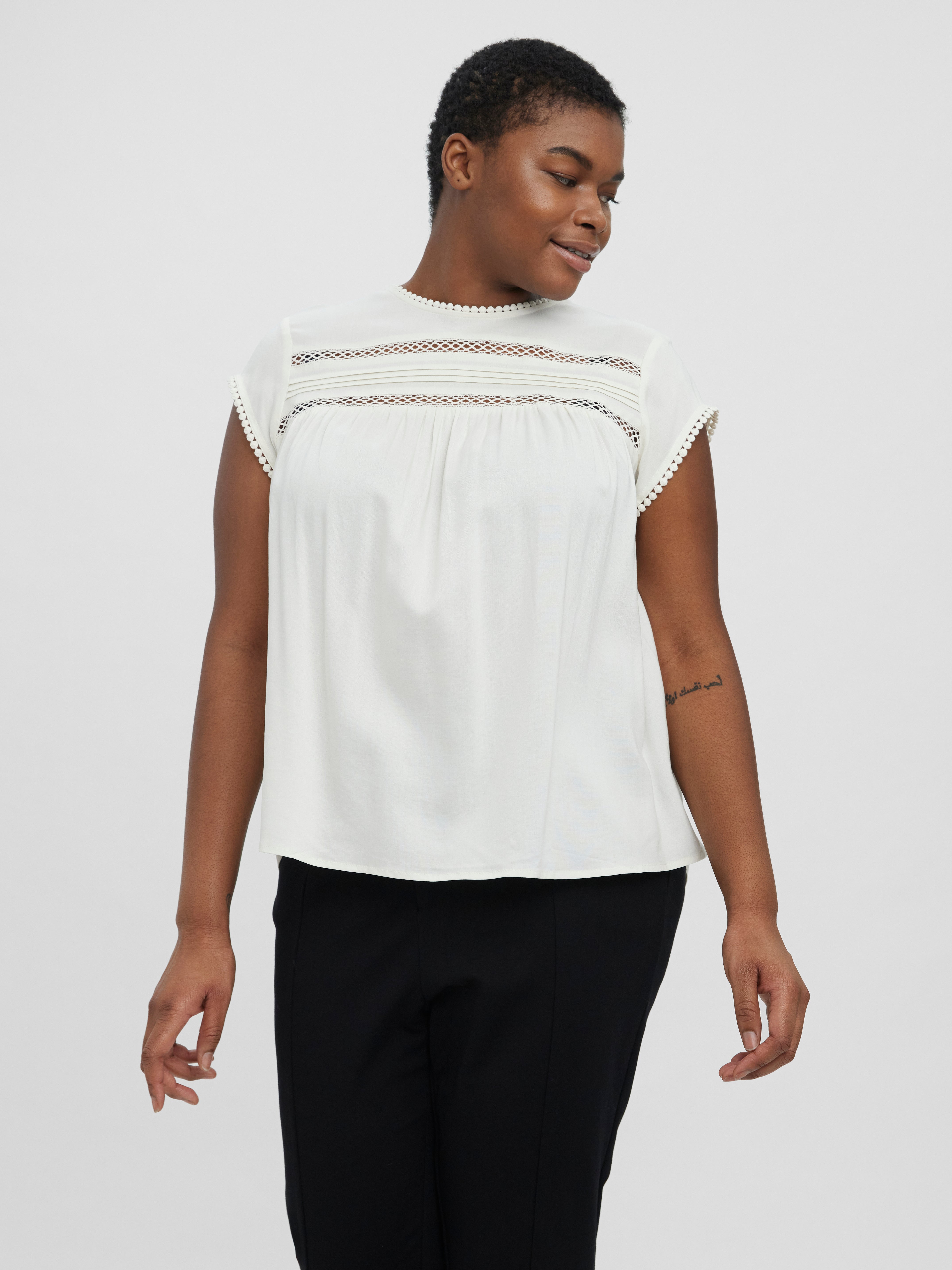 VMDEBBIE Top