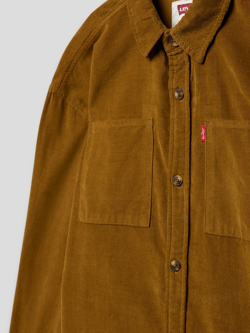 Cordhemd mit aufgesetzten Brusttaschen in khaki