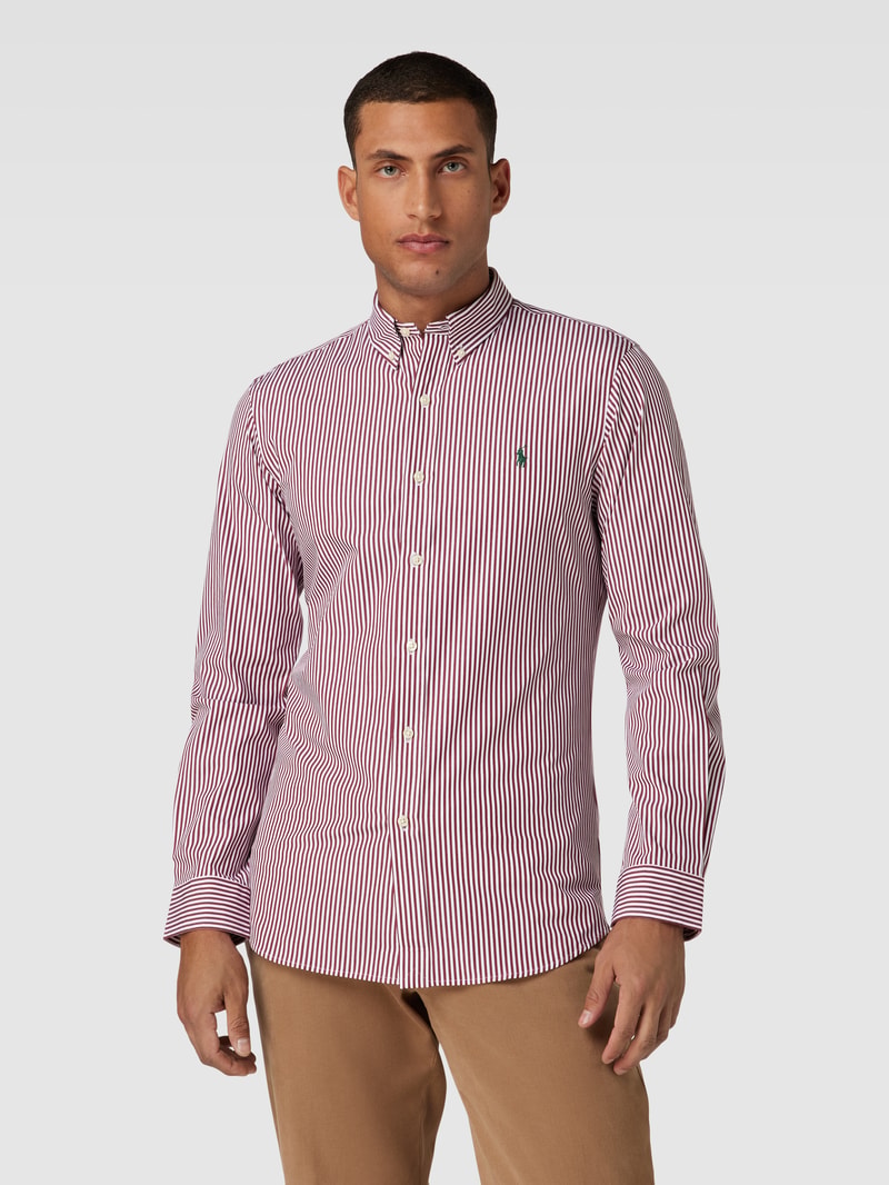 Slim Fit Freizeithemd mit Button-Down-Kragen in bordeaux rot