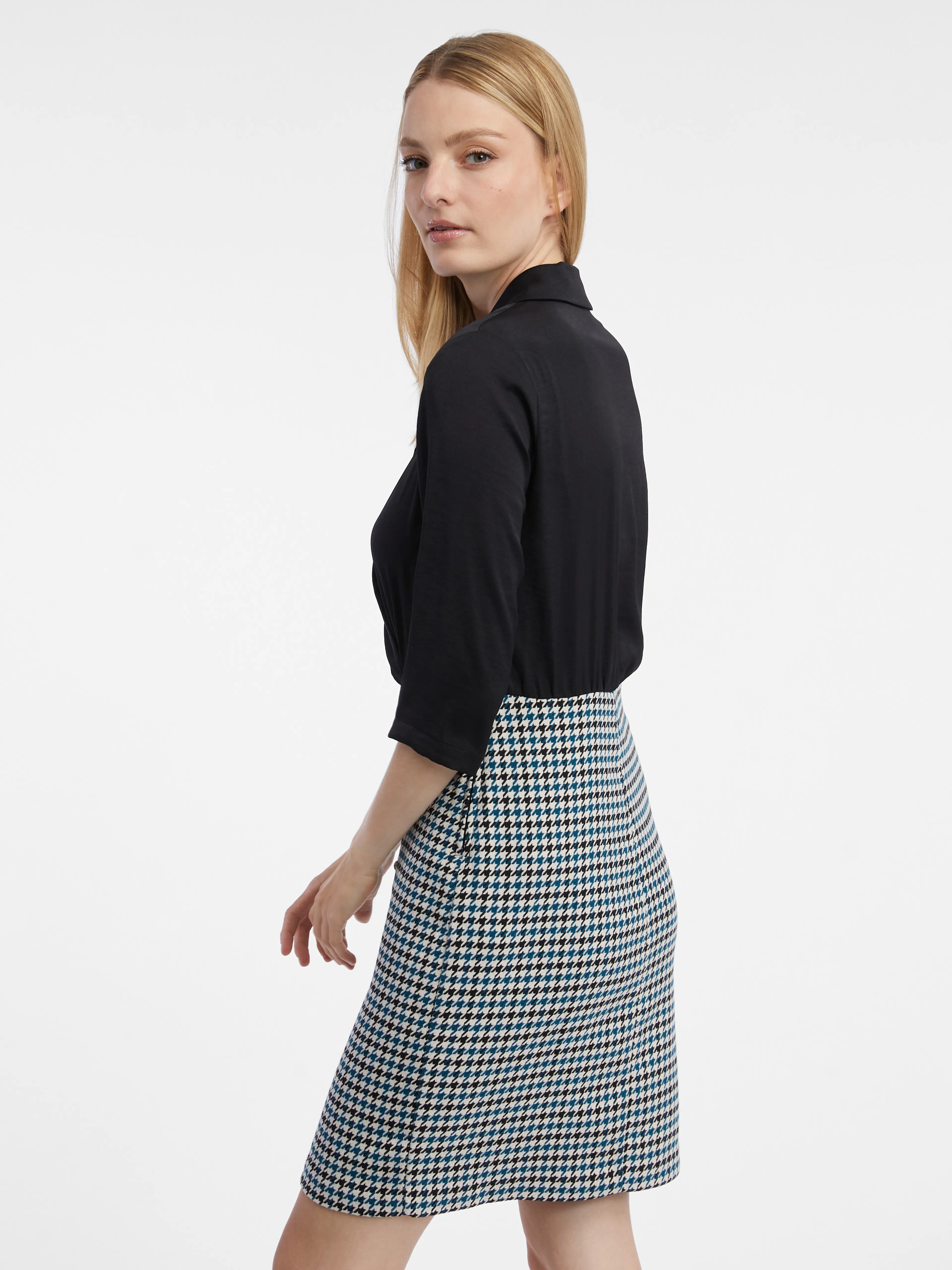 Schwarzes gemustertes Damenkleid ORSAY