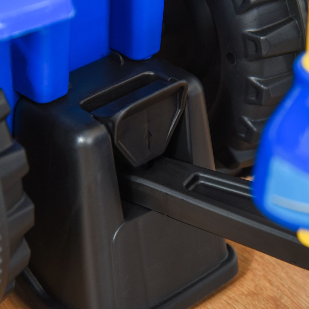 HOMCOM Rutschauto Kindertraktor Tretauto mit Anhänger Hupe Scheinwerfer Blau