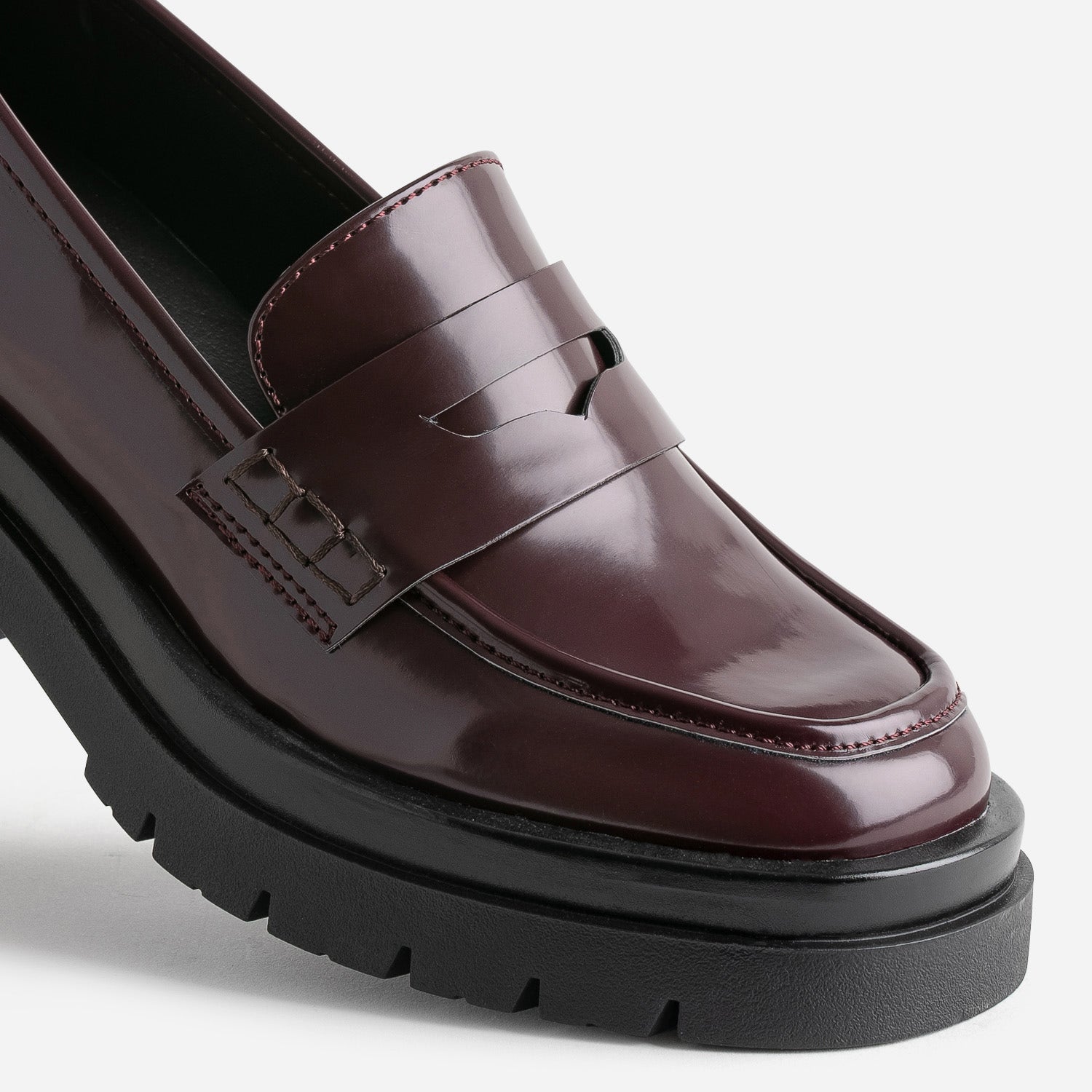 Mocassin TEXTO bordeaux à talon cranté