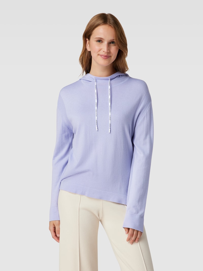 Strickpullover mit verlängertem Rückenteil in flieder