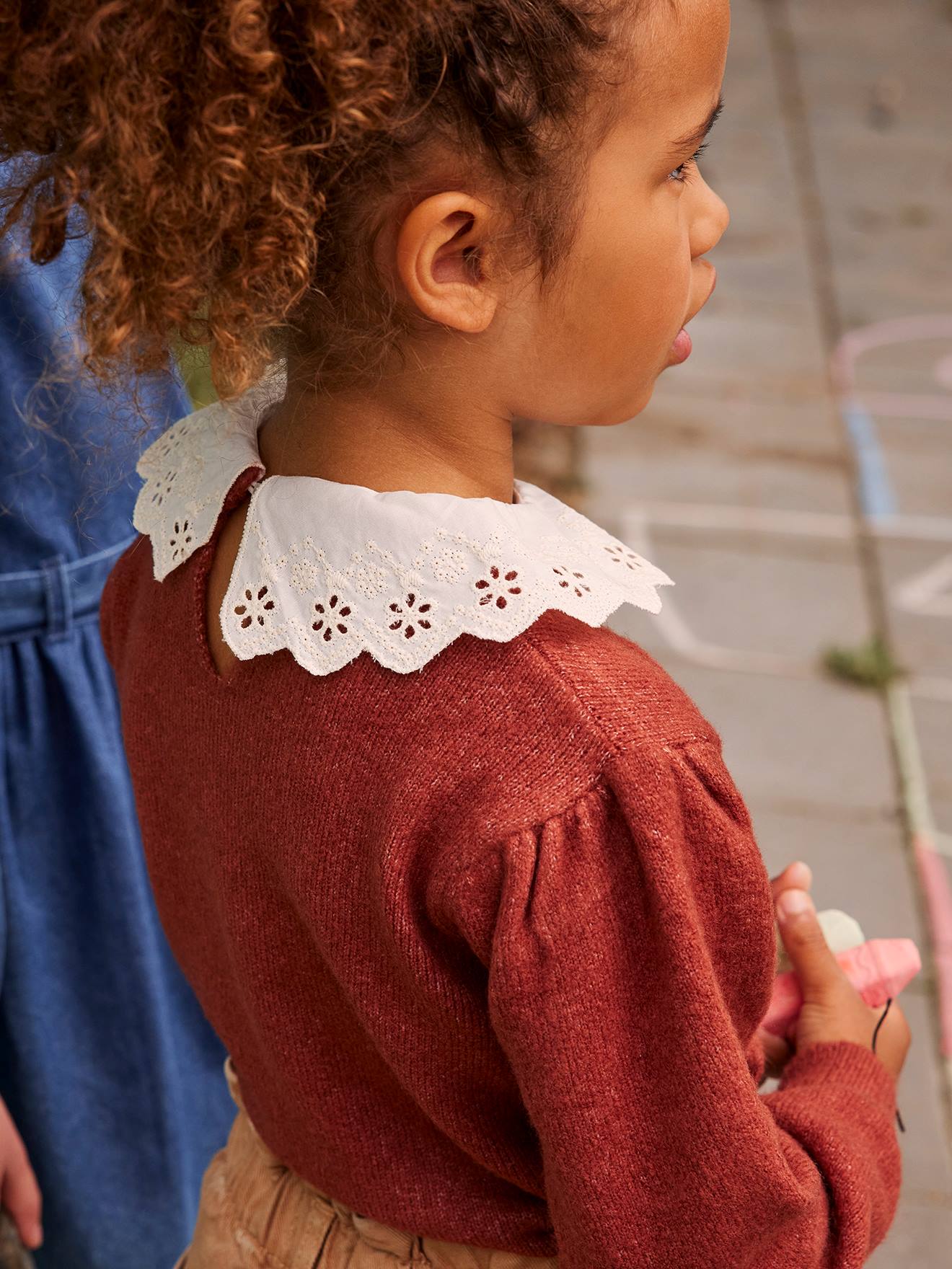 Vertbaudet Mädchen Pullover, Kragen mit Lochstickereien - ziegel