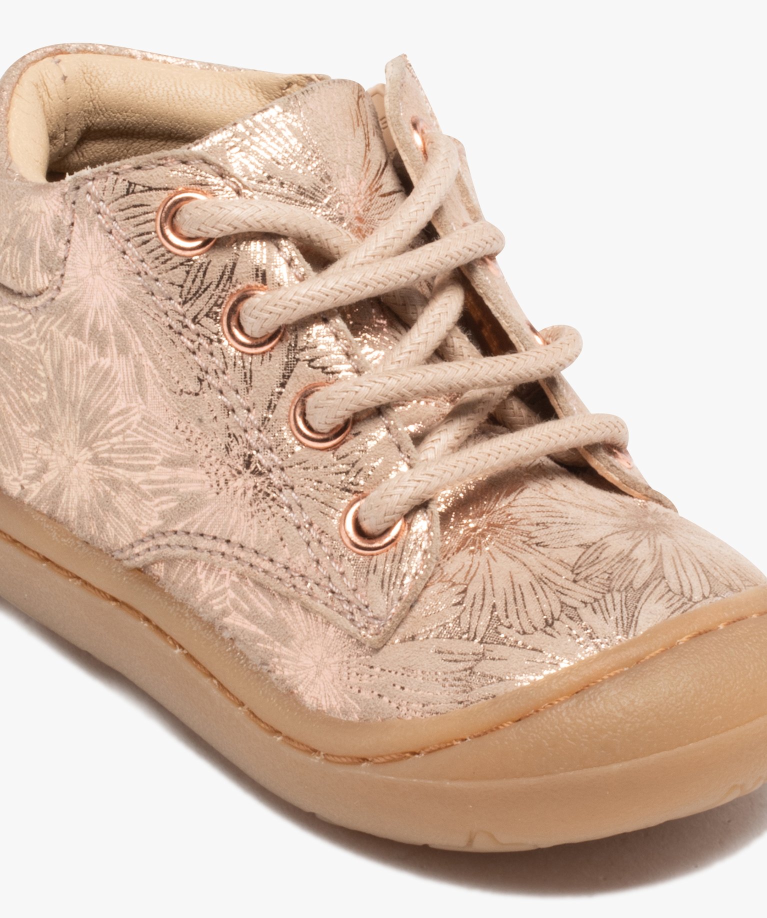 Chaussures premiers pas bébé fille dessus cuir métallisé... rose | GEMO
