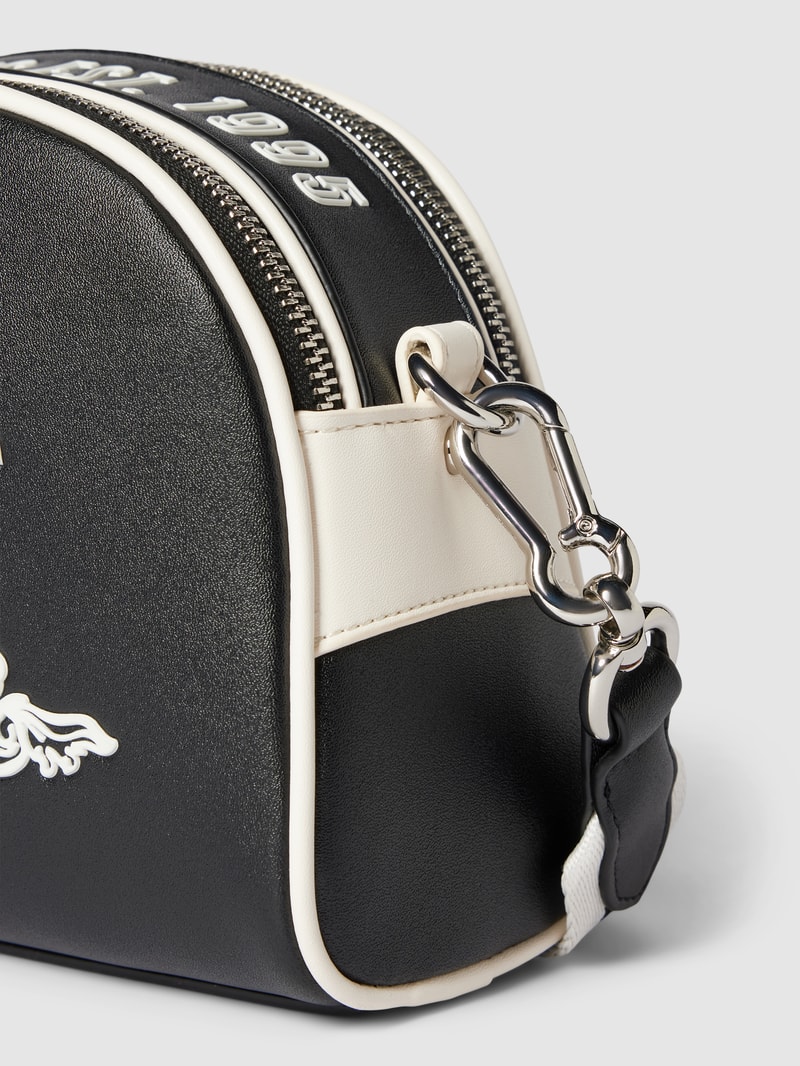 Handtasche mit Label-Detail Modell 'HEATHER' in schwarz
