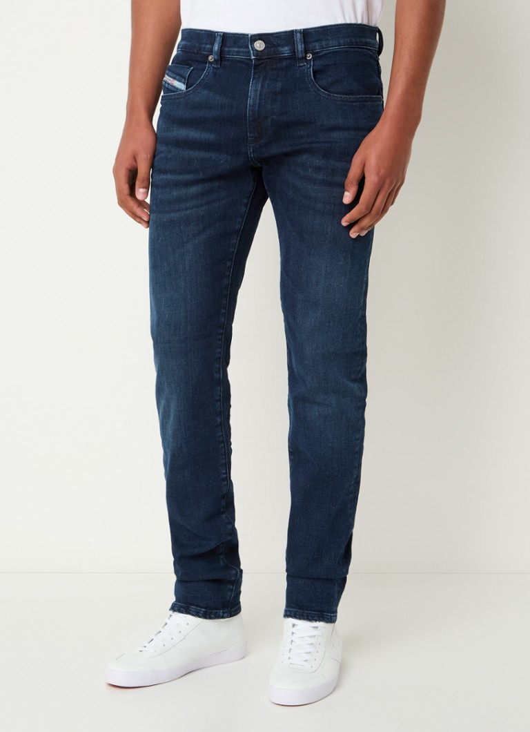 Vaqueros slim fit D-Strukt de Diesel, spălare închisă la culoare
