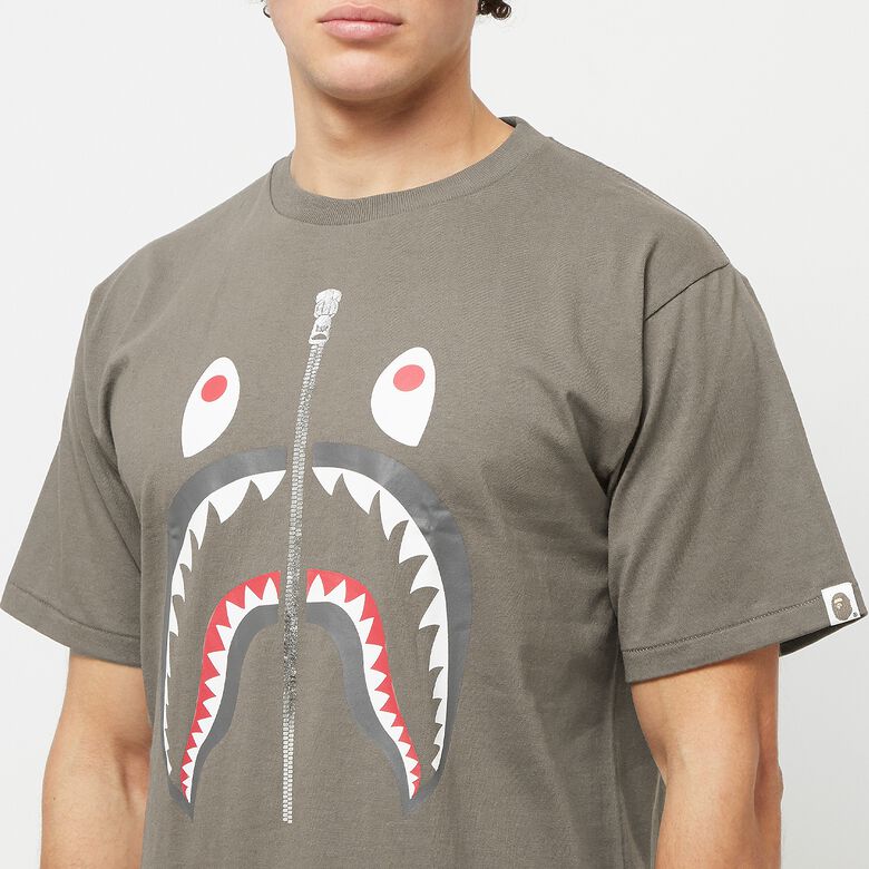 A Bathing Ape Shark Tee M brown