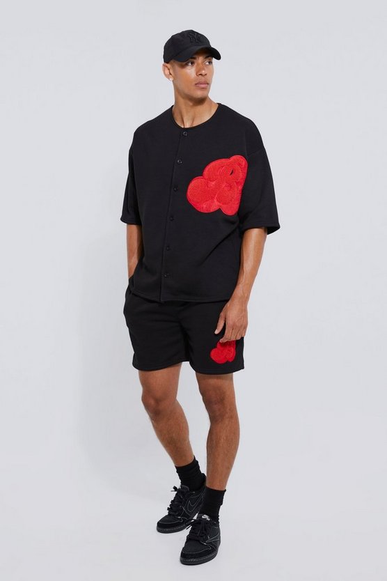 Oversize B Baseball Poloshirt und Shorts