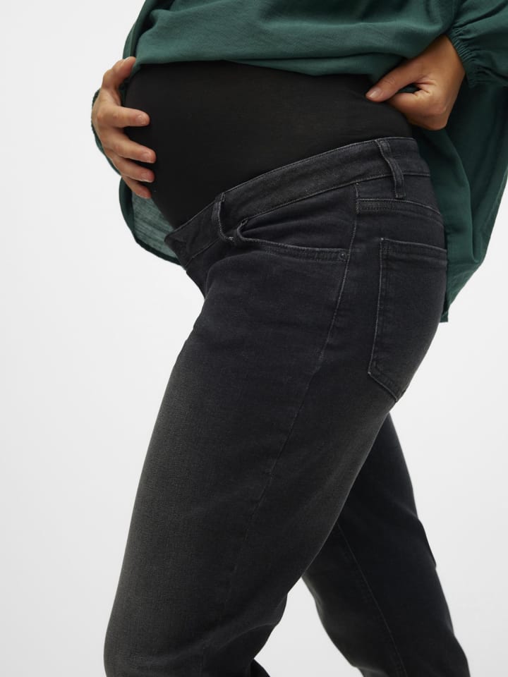 Vero Moda Mom Fit Umstandsjeans in Black Denim günstig kaufen