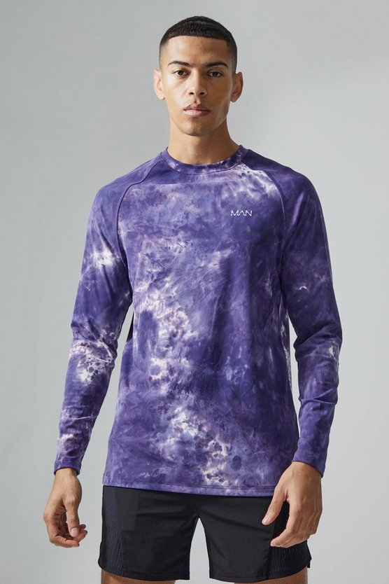 Man Active Slim-Fit Batik T-Shirt