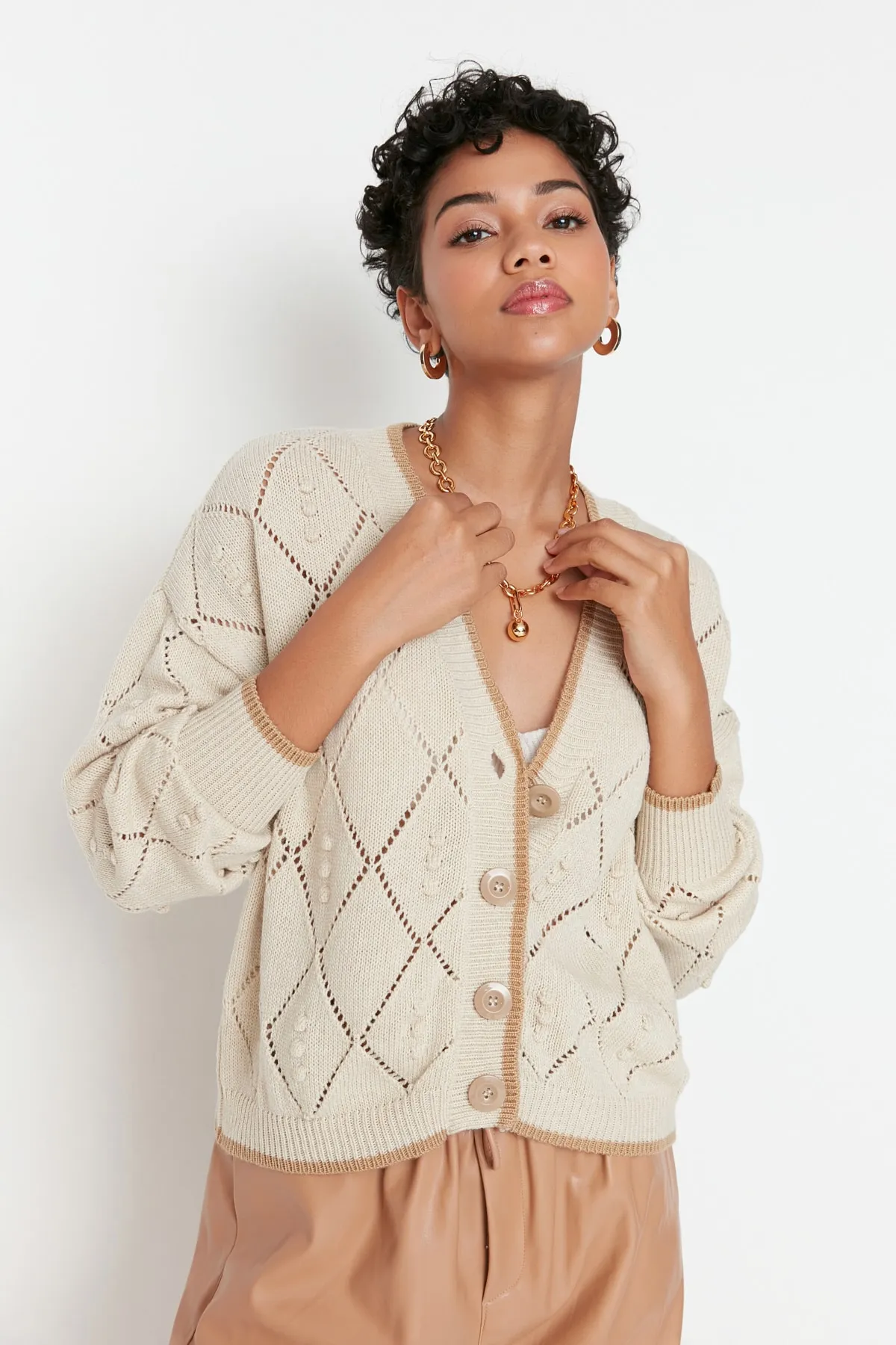 Trendyol Collection  Steinfarbener, durchbrochener Strickcardigan TWOAW22HI0290