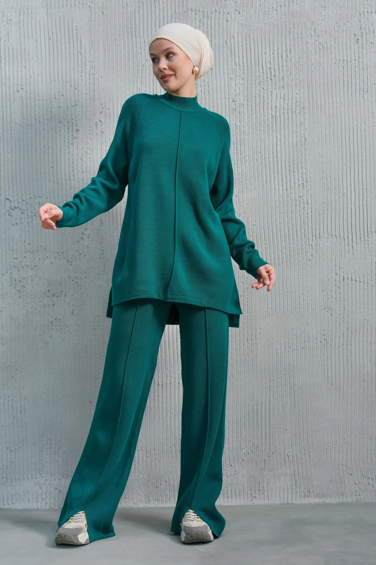 bayansepeti  Flexibler Strickstoff, Stehkragen, Langarm-Oberteil und geschlitzte Beinhose, grünes Hijab-Unterteil-Oberteil-Set 1070