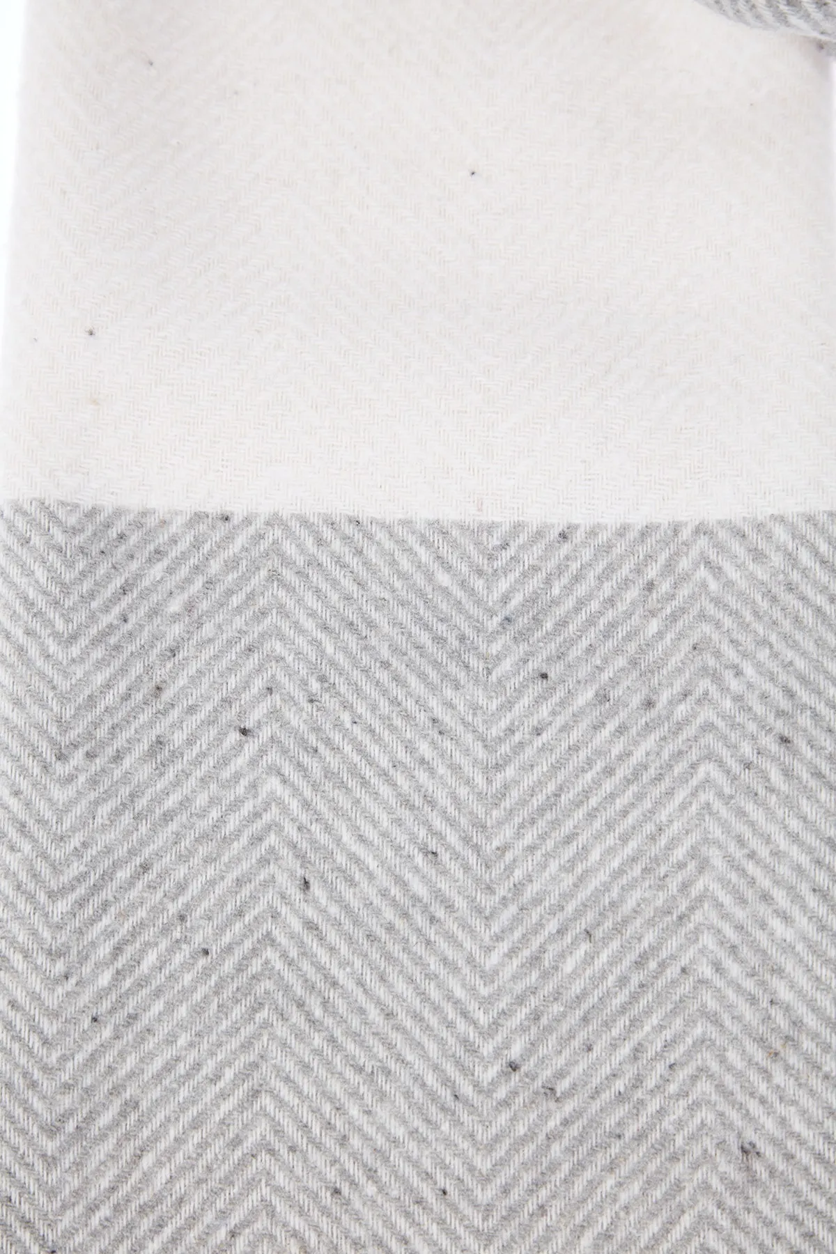 Trendyol Collection  Weißer weicher strukturierter Damenschal mit Quasten TWOAW24AT00006