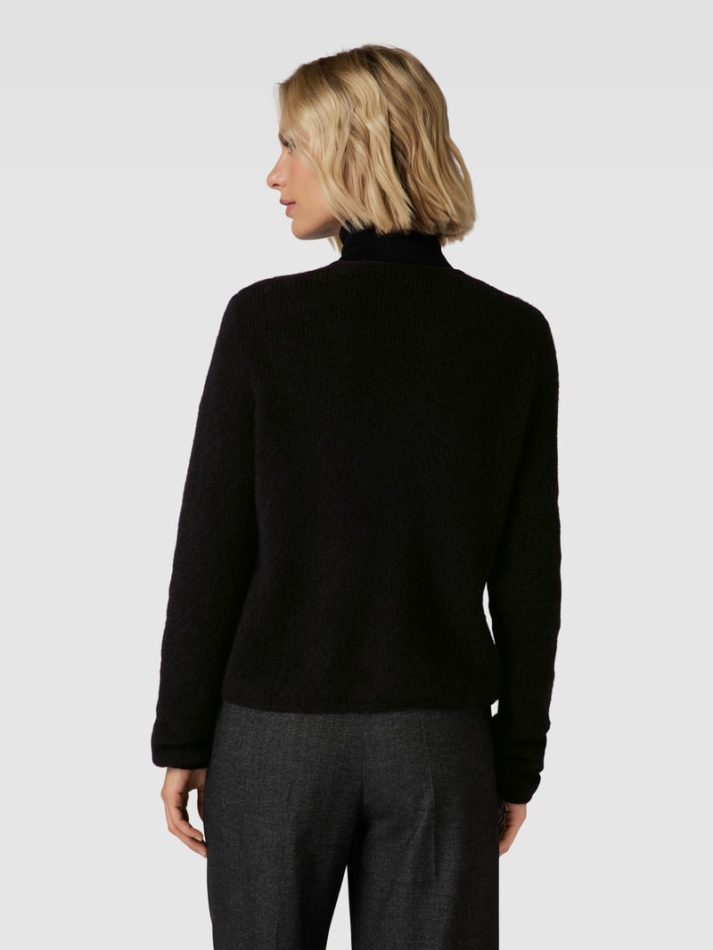 Cardigan mit Knopfleiste Modell 'Dalora' in schwarz