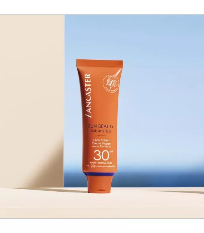 SUN BEAUTY Crème Visage Velours bronzage lumineux SPF30