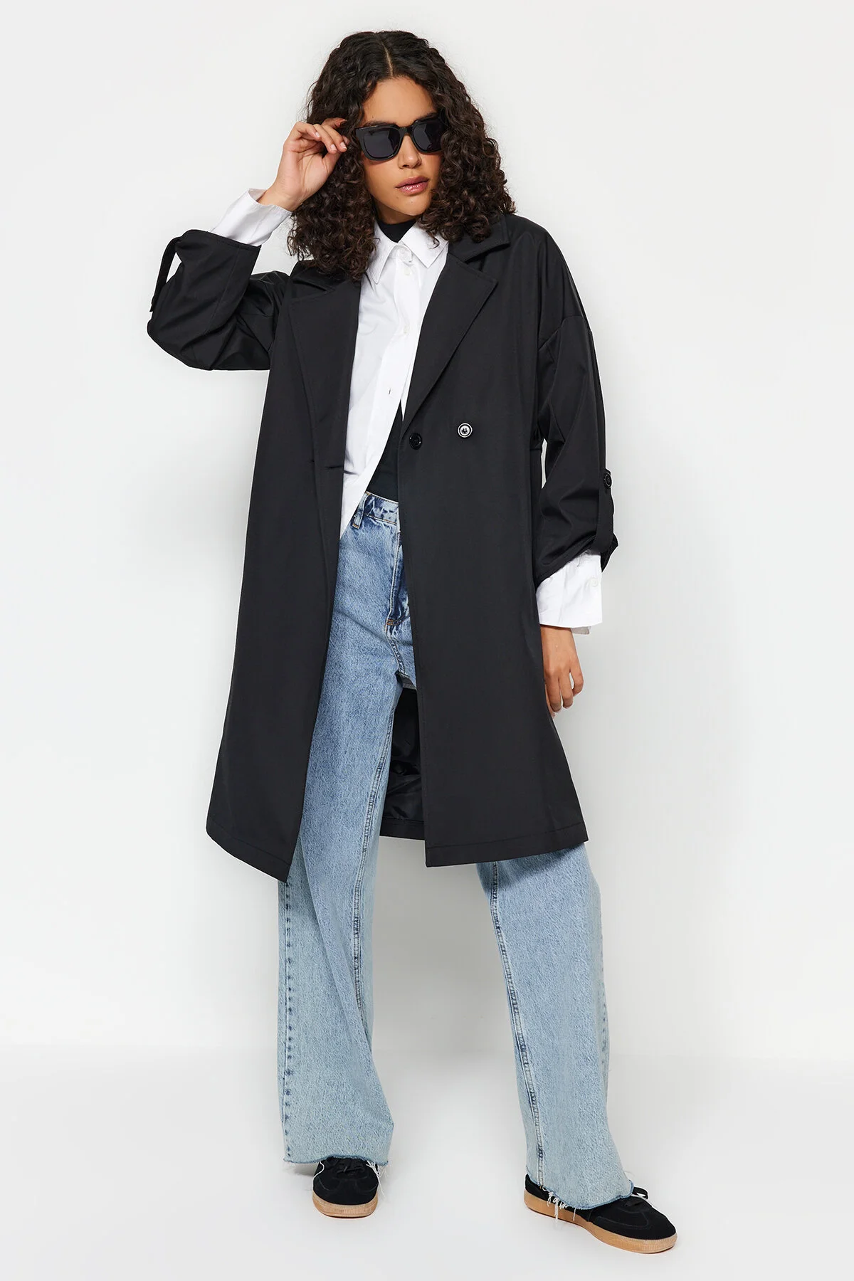 Trendyol Collection  Schwarzer wasserabweisender langer Trenchcoat TWOAW24TR00019