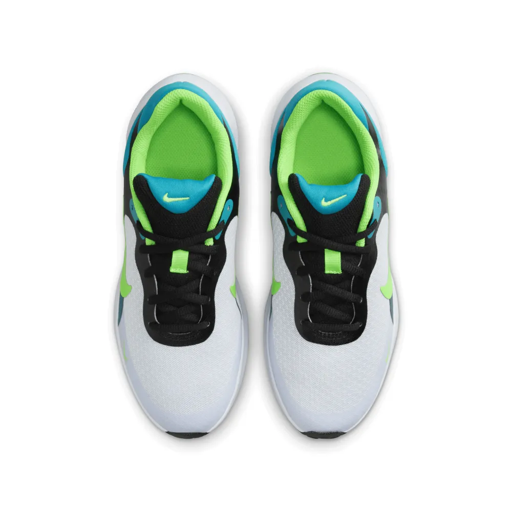 Nike Revolution 7 FB7689-005 / schwarz