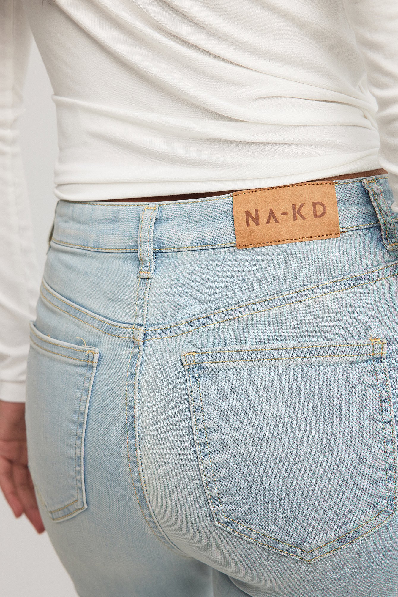 Skinny-Jeans mit Stretchanteil und hoher Taille