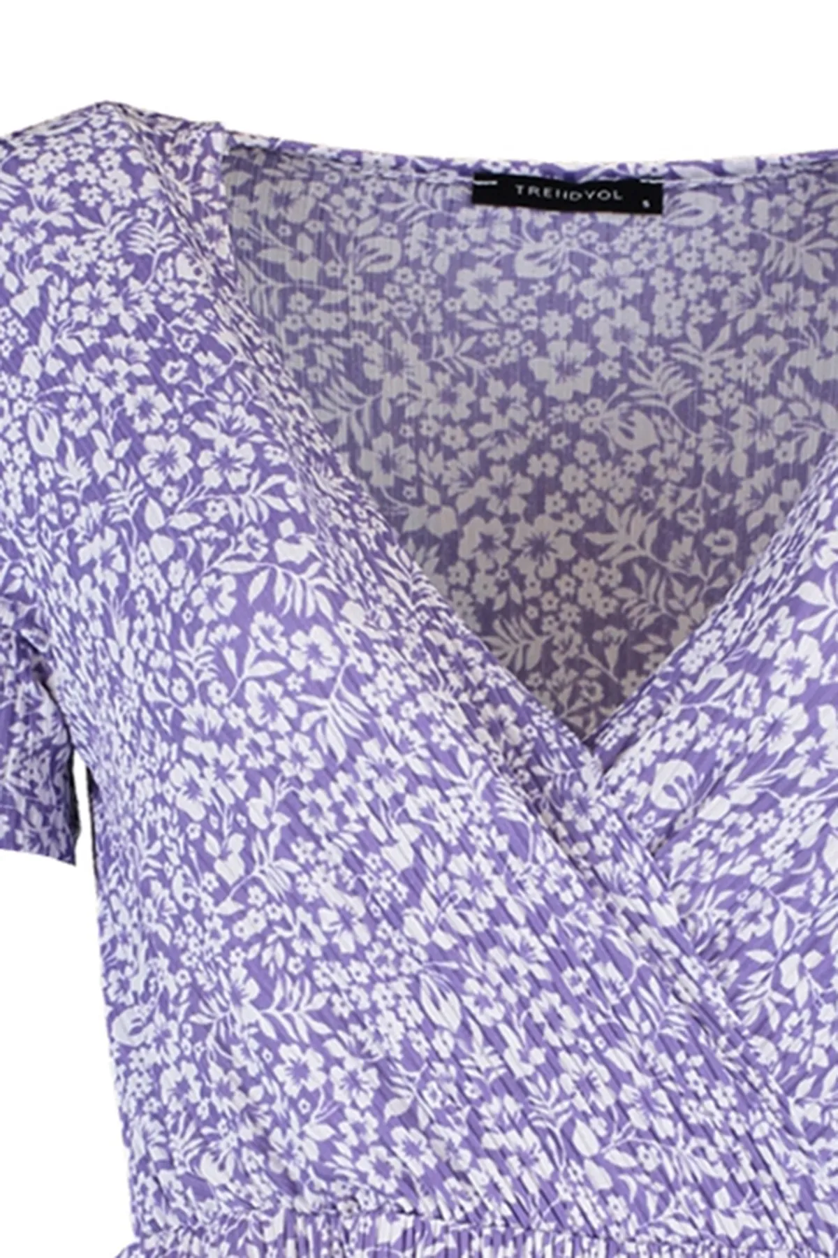 Trendyol Collection  Lila bedrucktes, zweireihiges Mini-Strickkleid mit flexiblem Ausschnitt TWOSS21EL0241