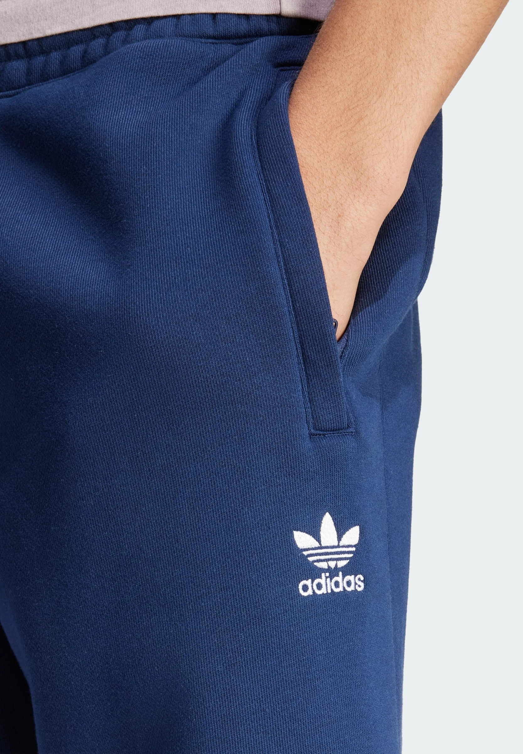 adidas Originals ESSENTIAL - Pantalones de chándal