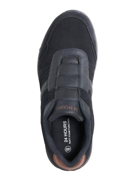 Sneaker mit weichem Veloursleder