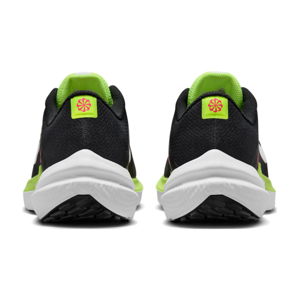 Nike Winflo 10 FN6825-010 / schwarz
