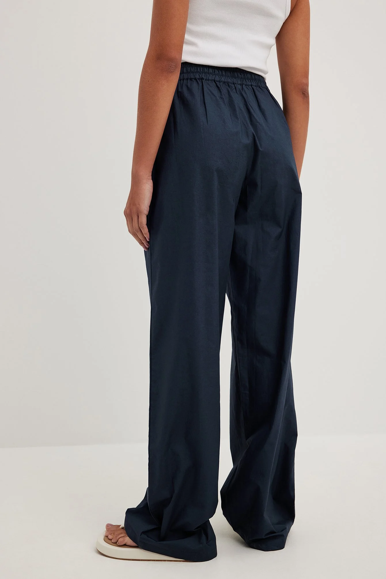 Baumwollhose mit elastischem Bund