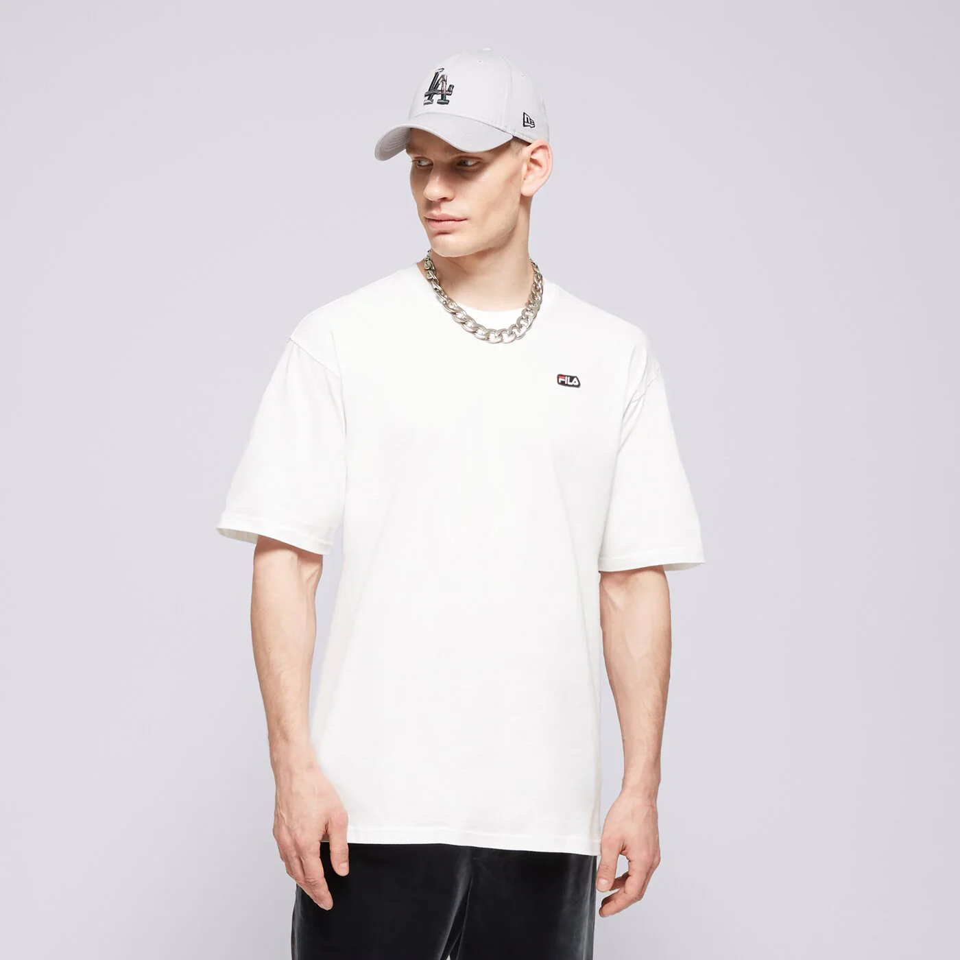 FILA T-SHIRT BADGE LOGO TEE Weiß