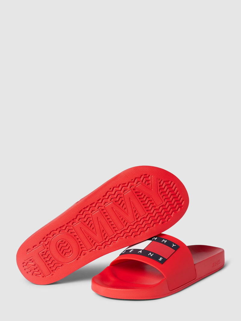 Slides mit Label-Details Modell 'POOL' in rot