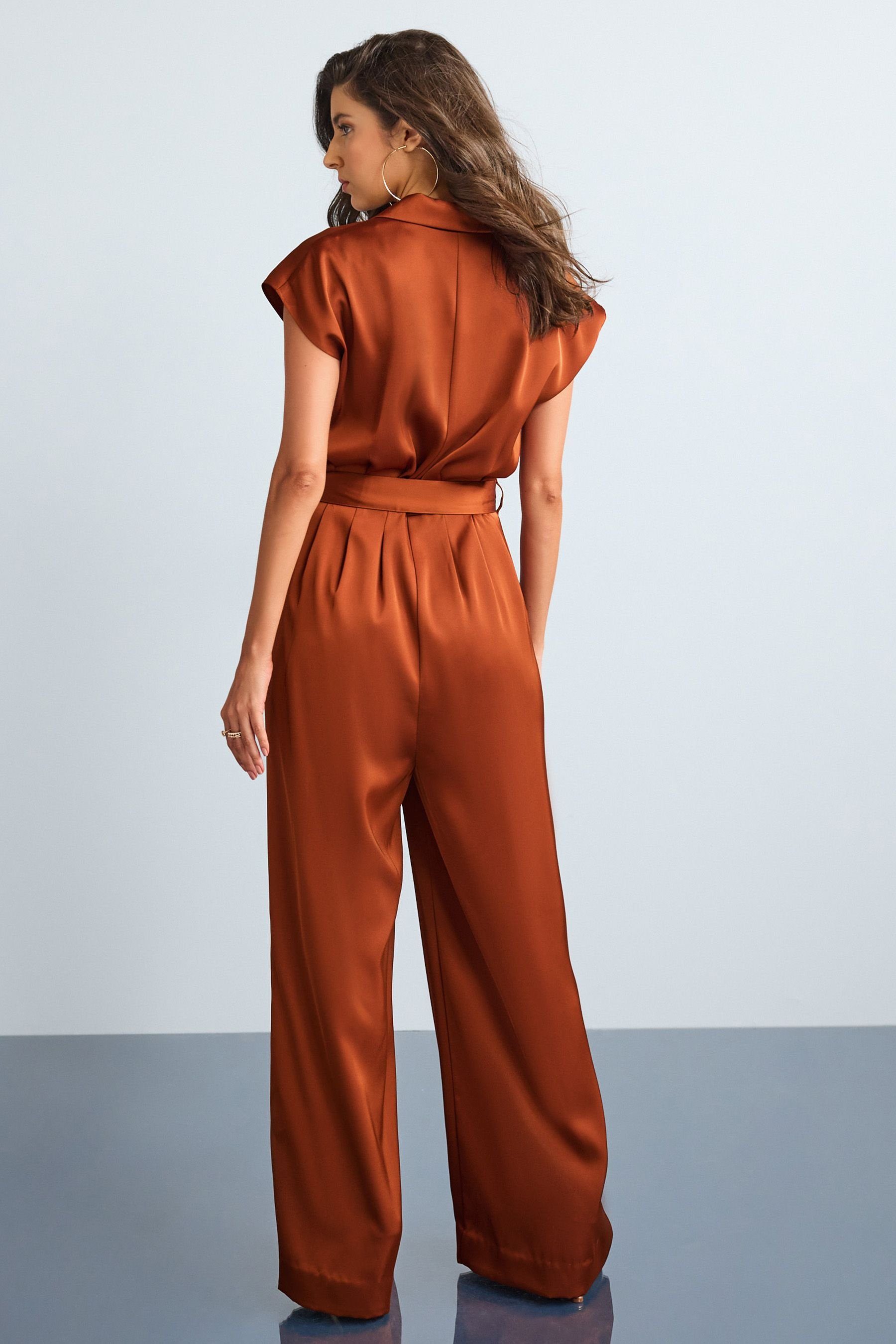 Next Jumpsuit Satin-Overall mit weitem Bein und Gürtel (1-tlg)
