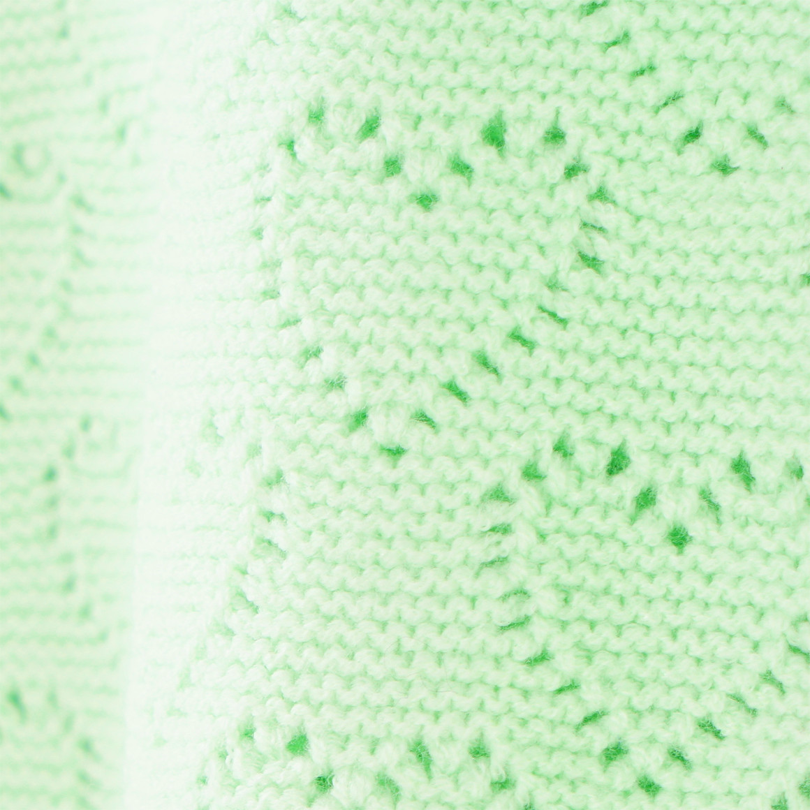 Baby Strickpullover mit Ajour-Muster
