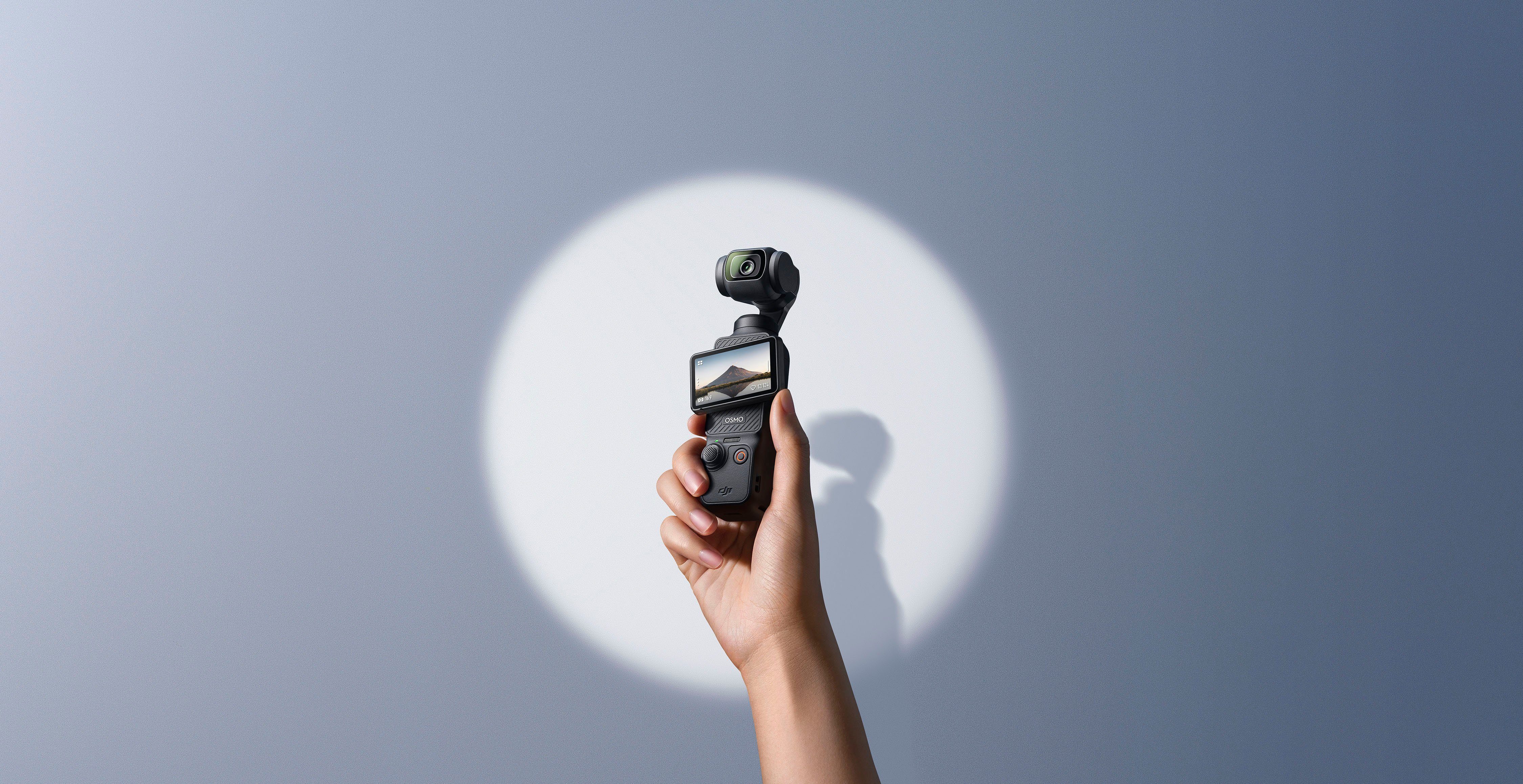 DJI Osmo Pocket 3 Camcorder (4K Ultra HD, Bluetooth)