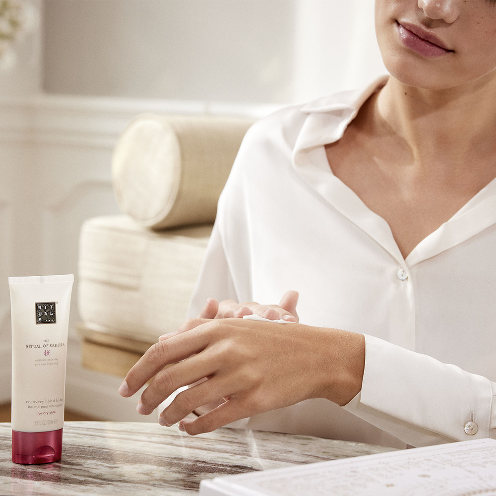 Rituals The Ritual of Sakura The Ritual of Sakura Baume mains