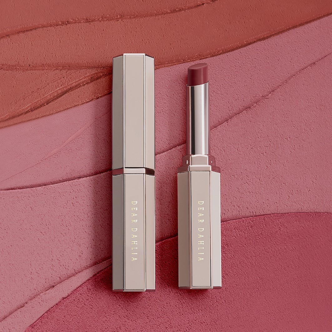 Dear Dahlia Lip Allure Sheer Velvet