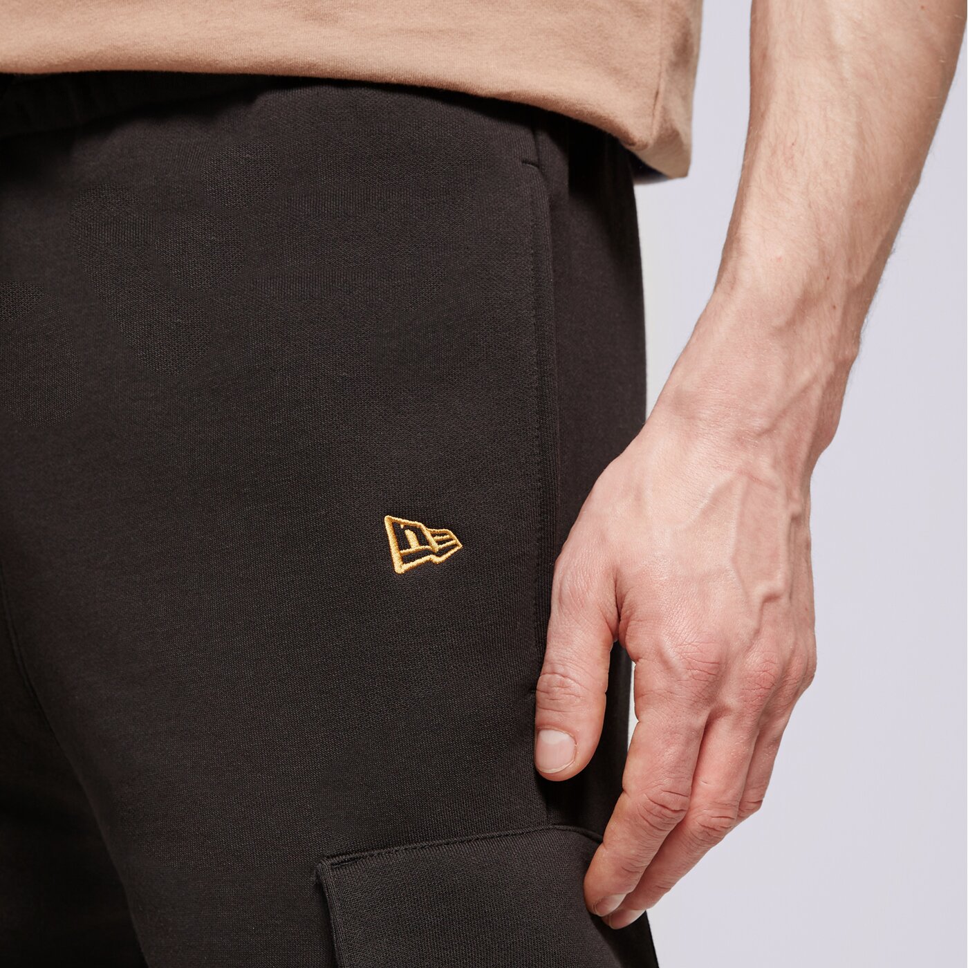 NEW ERA HOSE NE SCRIPT CARGO NONE Schwarz