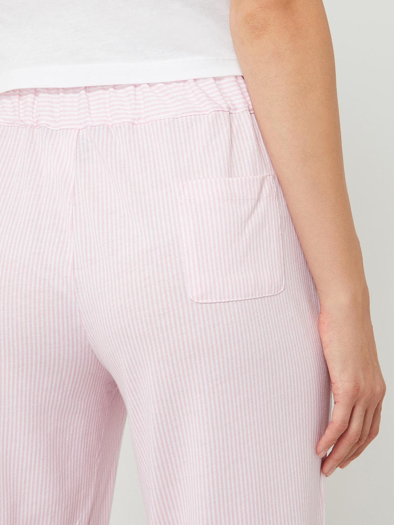 Pyjamahose mit Streifenmuster in rosa