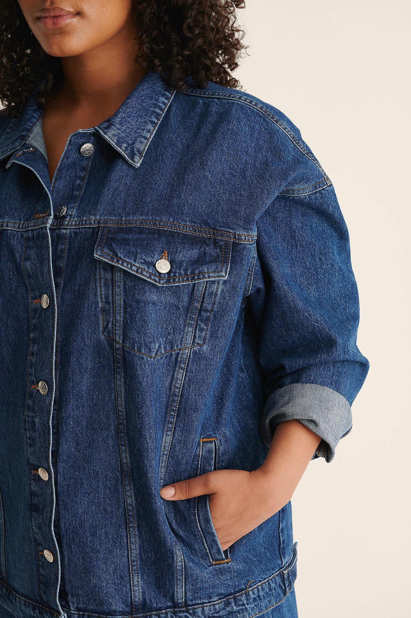 Übergroße Jeansjacke
