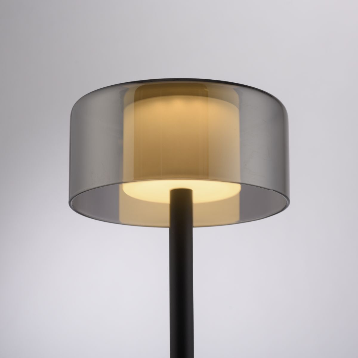 Paul Neuhaus 1-flg Tischlampe Rika Schwarz