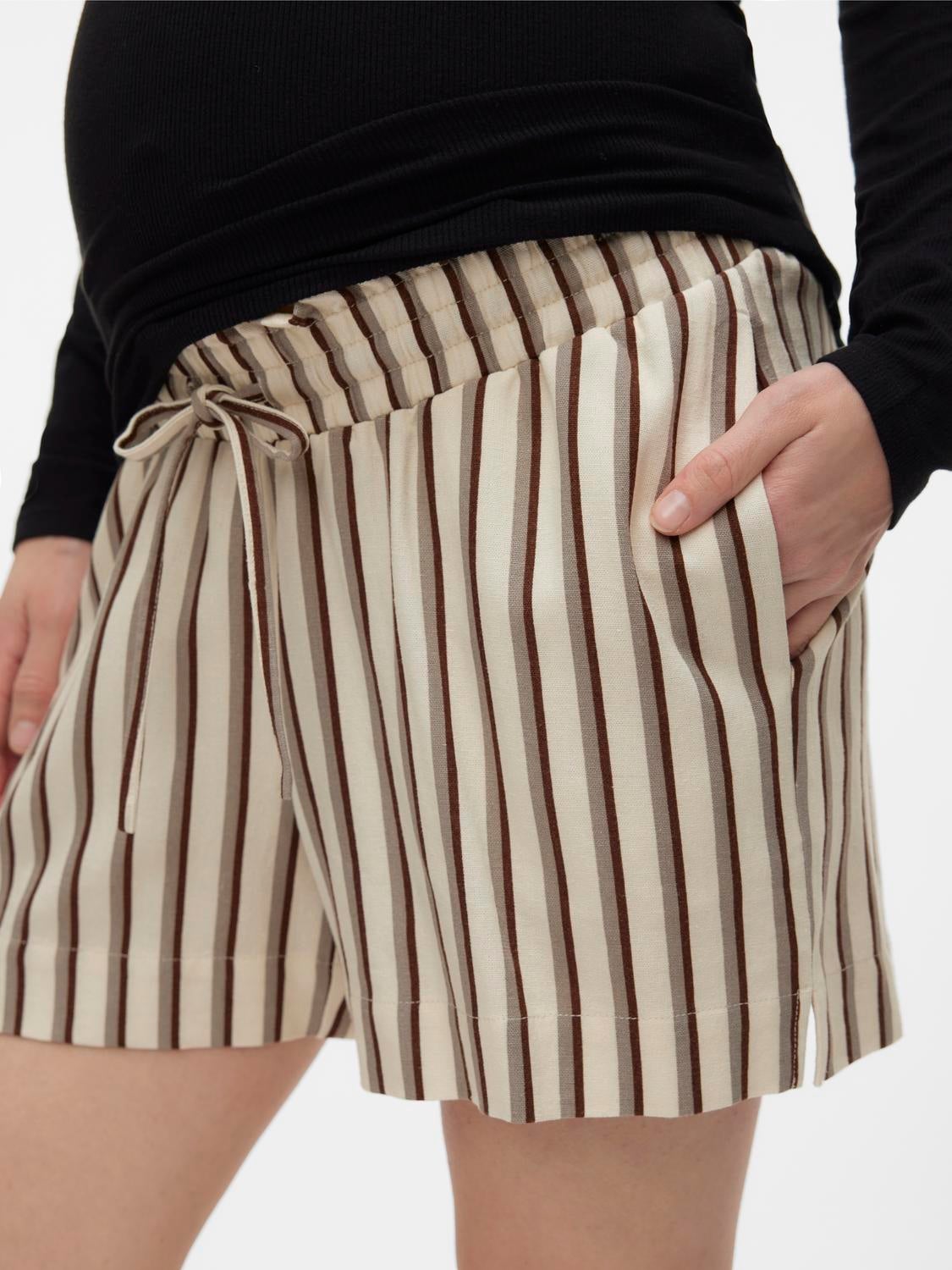 Umstands-shorts