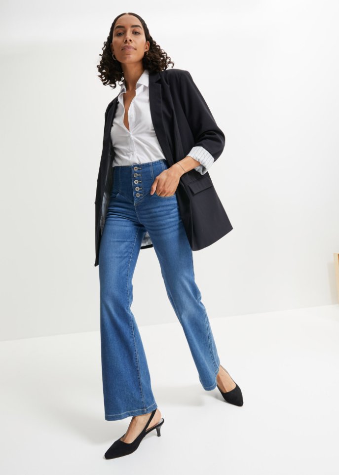 Schlagjeans Highwaist mit recyceltem Polyester