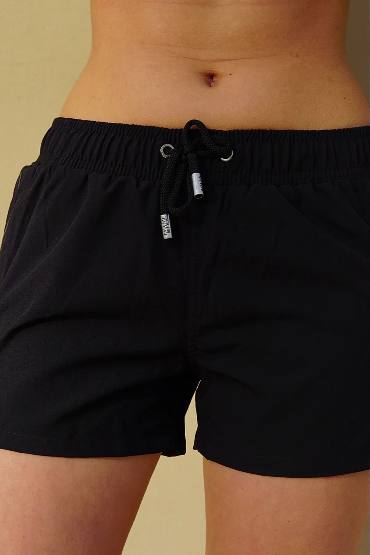 C&City  Damen-Badeshorts aus Lycra mit seitlichem Reißverschluss C1816 Schwarz