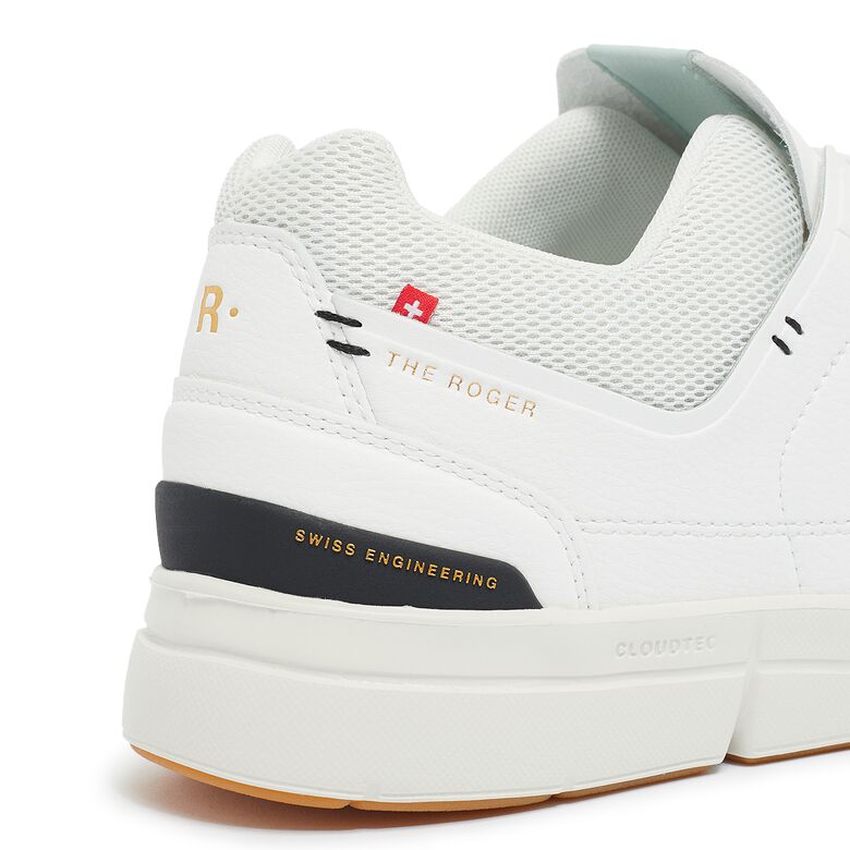 ON The Roger Centre Court white/surf