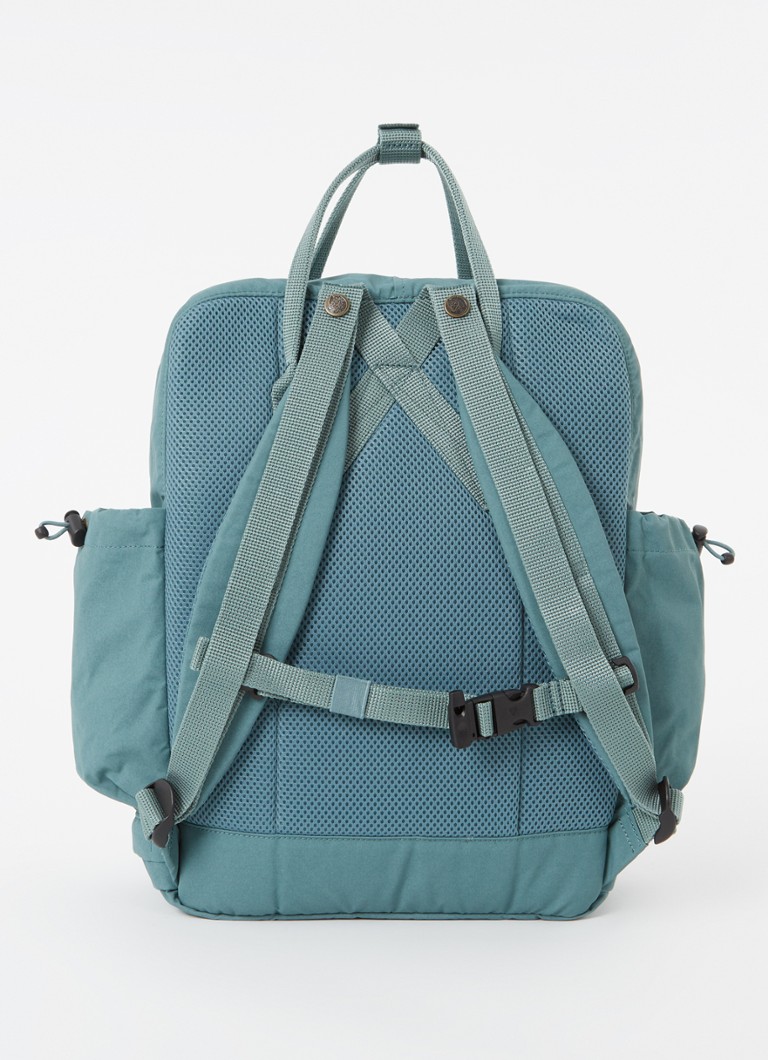 Fjällräven Kånken Outlong hátizsák logóval
