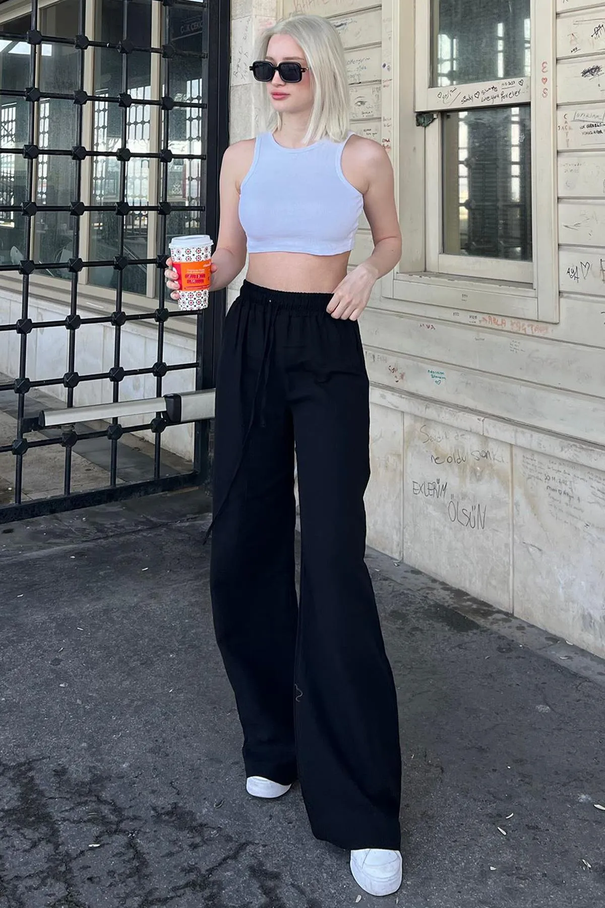 Madmext  Schwarze Musselin-Damenhose mit weitem Bein MG1980
