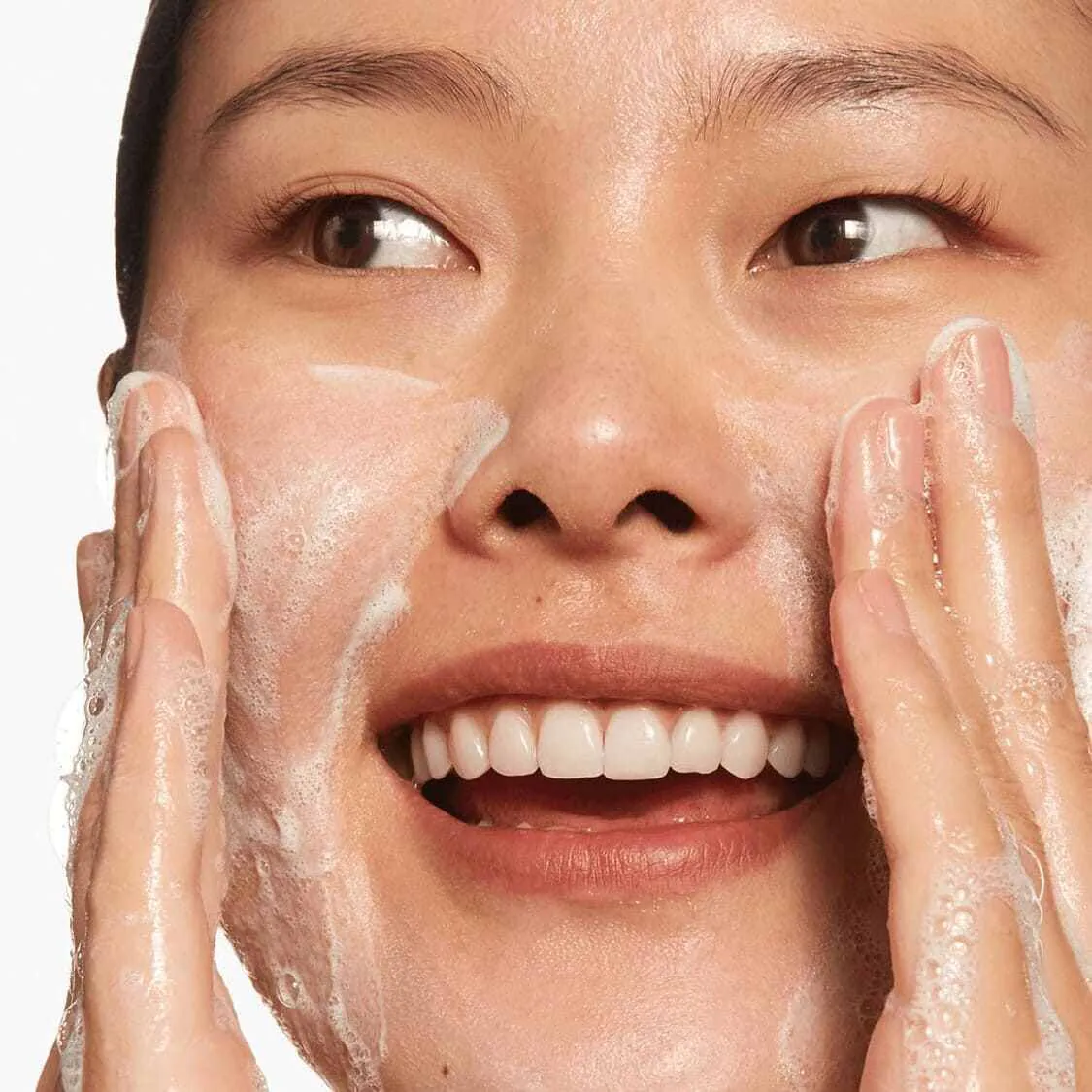 Clinique All About Clean 2in1 Καθαριστικό + Απολεπιστικό Τζελ Καθαρισμού Προσώπου
