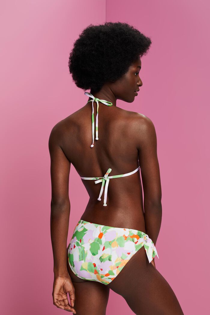 Recycelt: wattiertes Triangel-Top