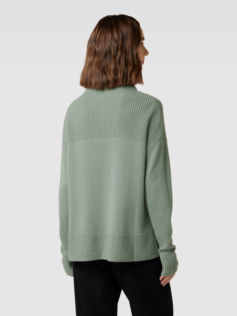 Kaschmirpullover mit Stehkragen in schilf