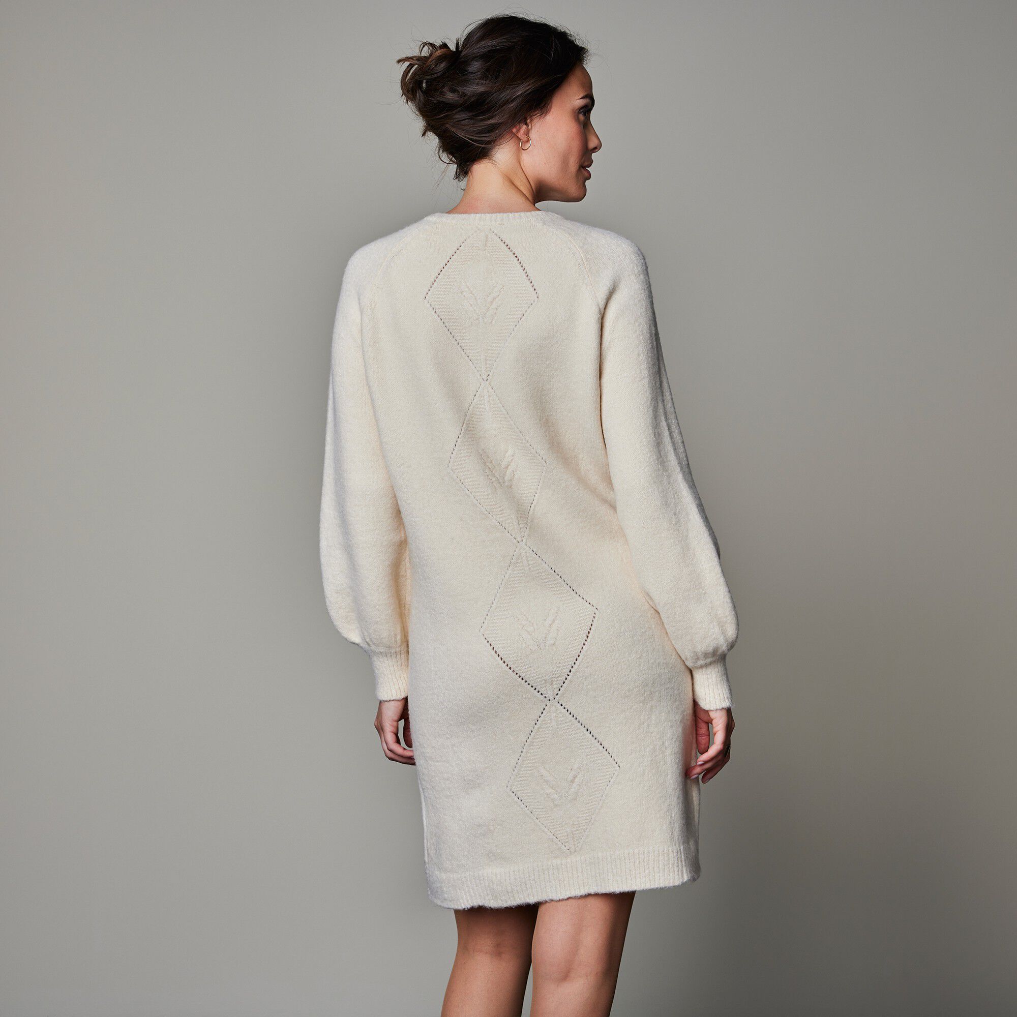 Robe-pull manches longues col boutonné