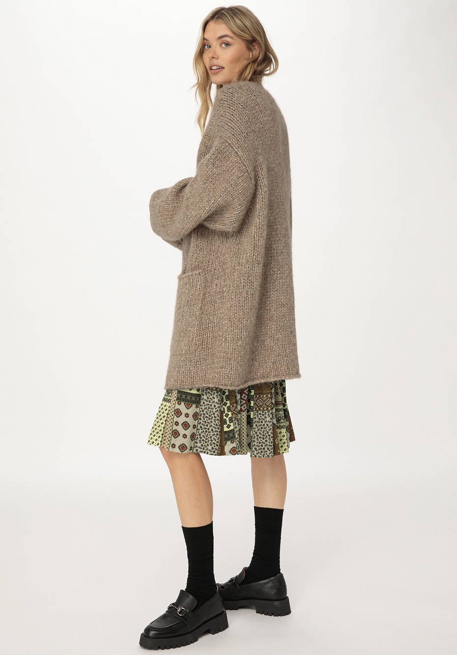 WUNDERKIND X HESSNATUR Strickjacke aus Alpaka mit Bio-Baumwolle